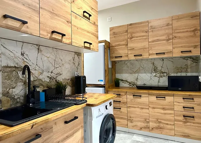 Mmrent Forest Room